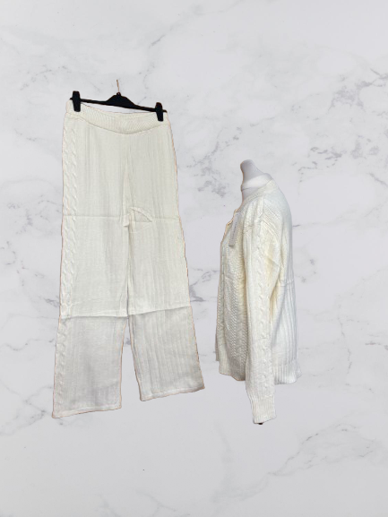 Classic&Co Knitted Lounge Set Colour Cream One Size 8-16