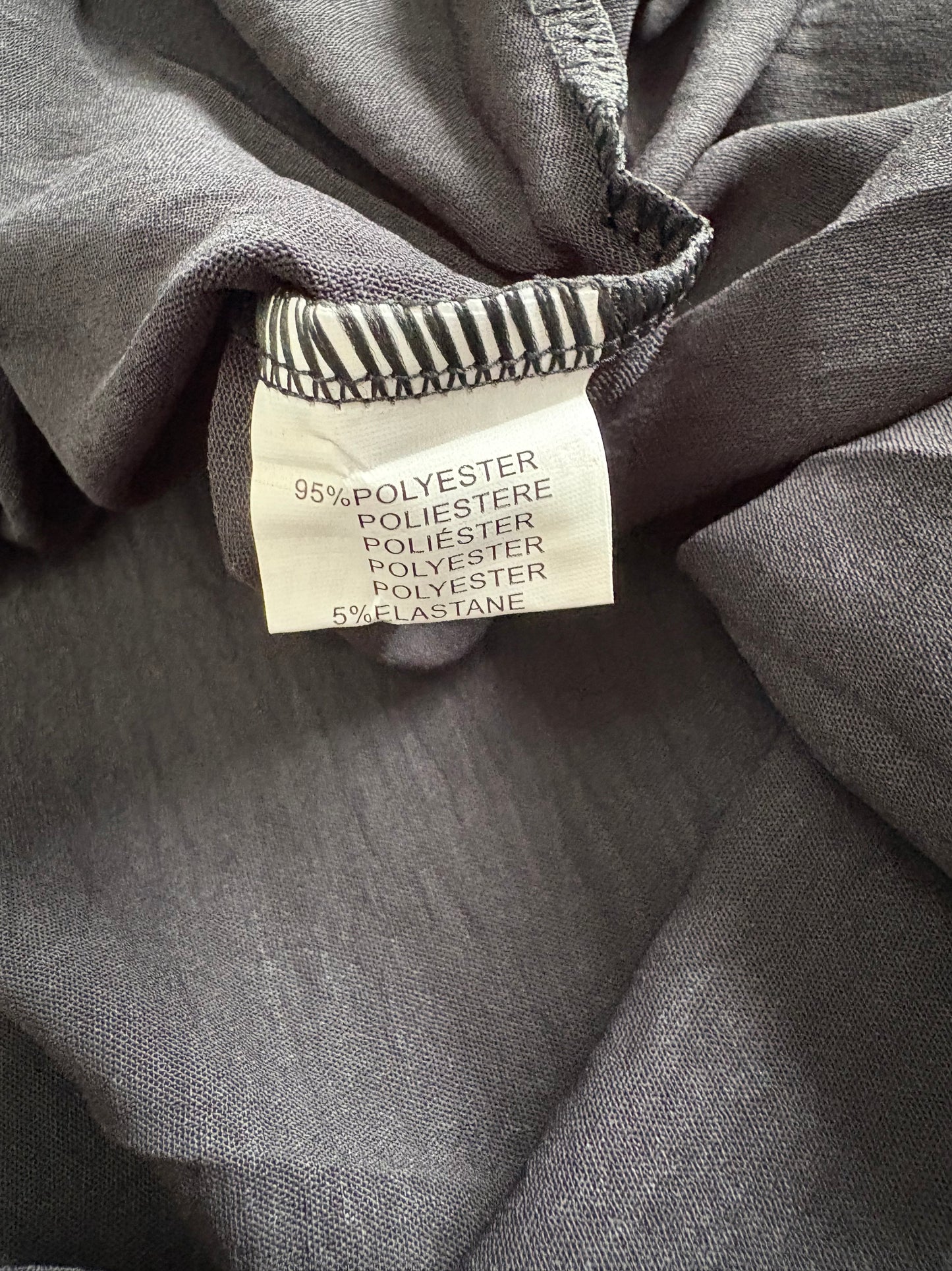 World Fashion Long Sleeve Hi-Lo Hem Shirt Colour Black Size XL (One Size 12-24)