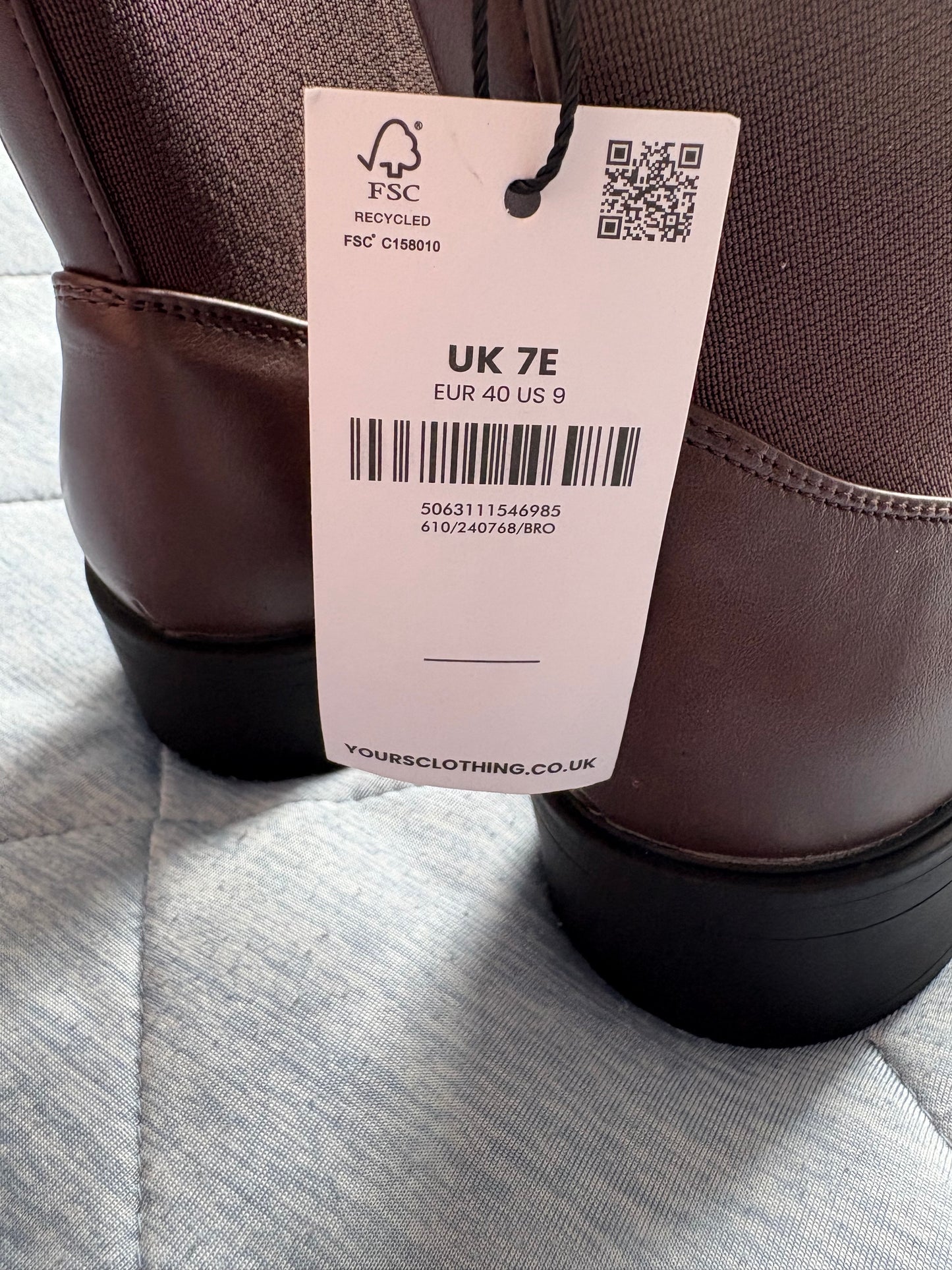 Yours Clothing Faux Leather Elasticated Chelsea
Boots Colour Brown Size 7 E