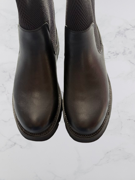Erynn Chelsea Boots Colour Black
Size 36 Uk Size 3