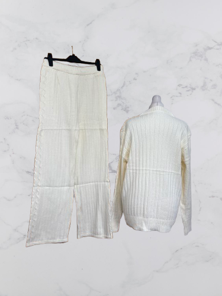 Classic&Co Knitted Lounge Set Colour Cream One Size 8-16