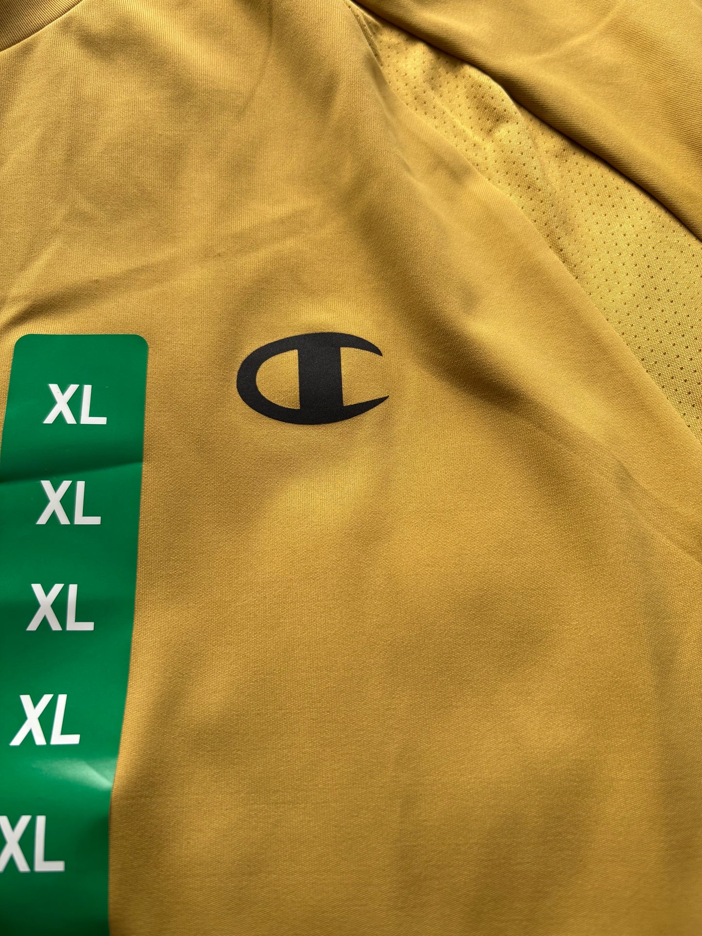 Champion Short Sleeve T-Shirt Colour Gold Chain Size XL