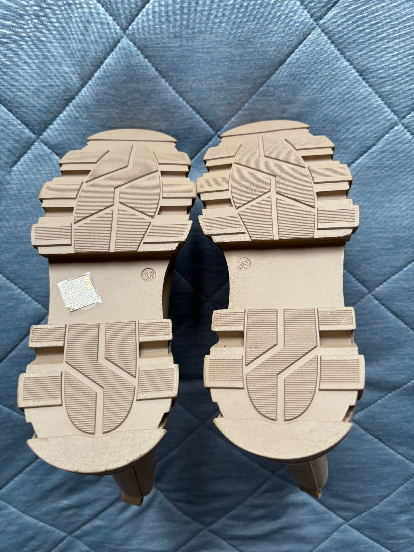 Stephan Paris Chelsea Boots Colour khaki Size 36 Uk Size 3