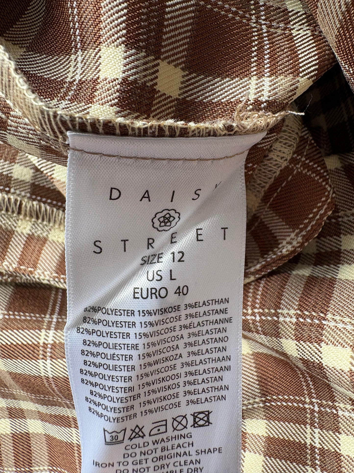 Daisy Street Lace Up Mini Skirt Colour Brown/ Cream Size 12
