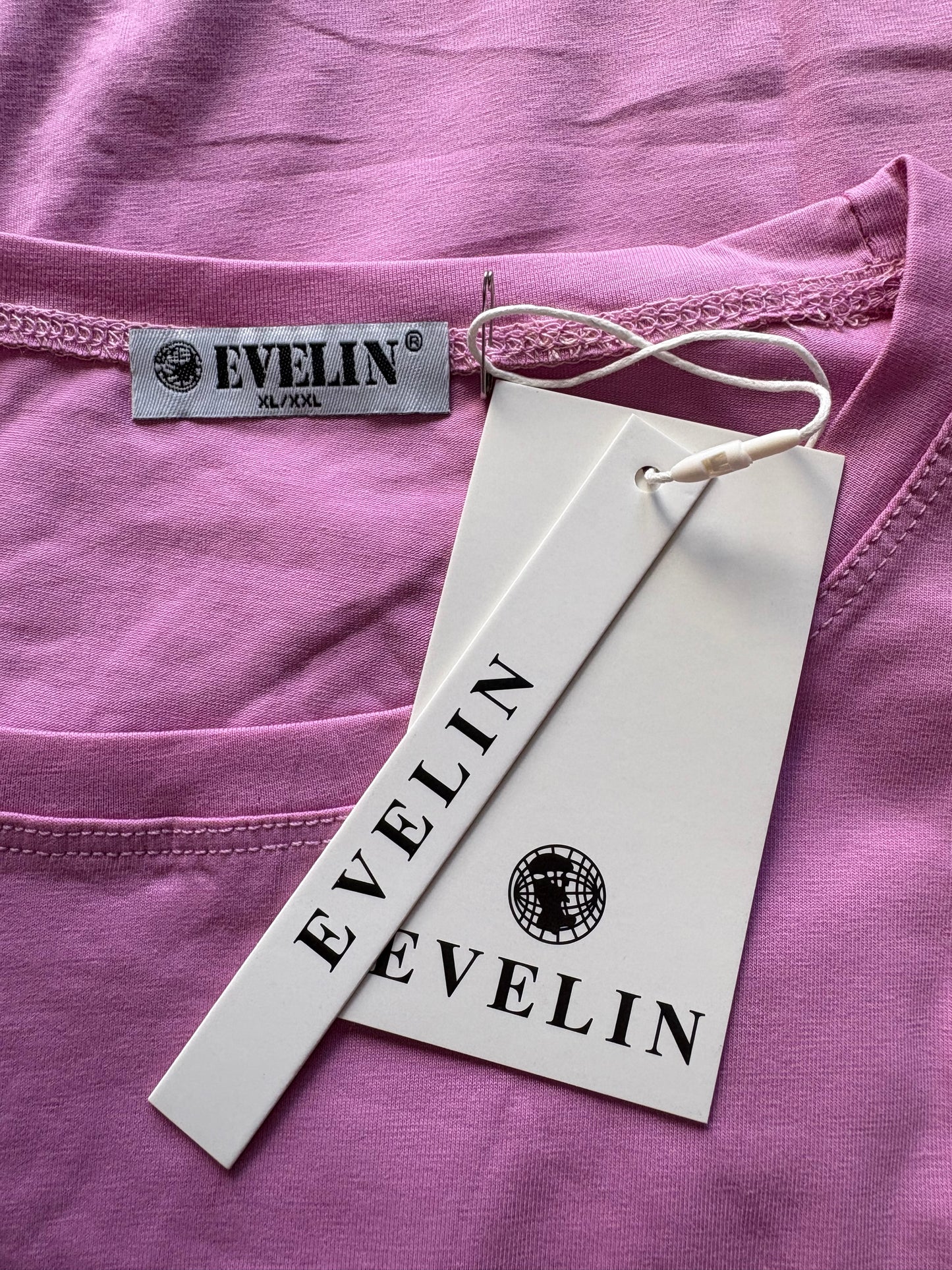 Evelin Broderie 'Love' Short Sleeve Top Colour Pink Size XL/XXL