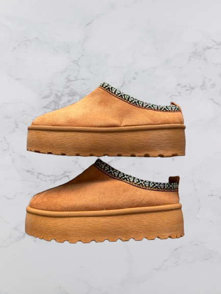 Ladies Chunky Sole Slippers Colour Camel Size 38 UK Size 5