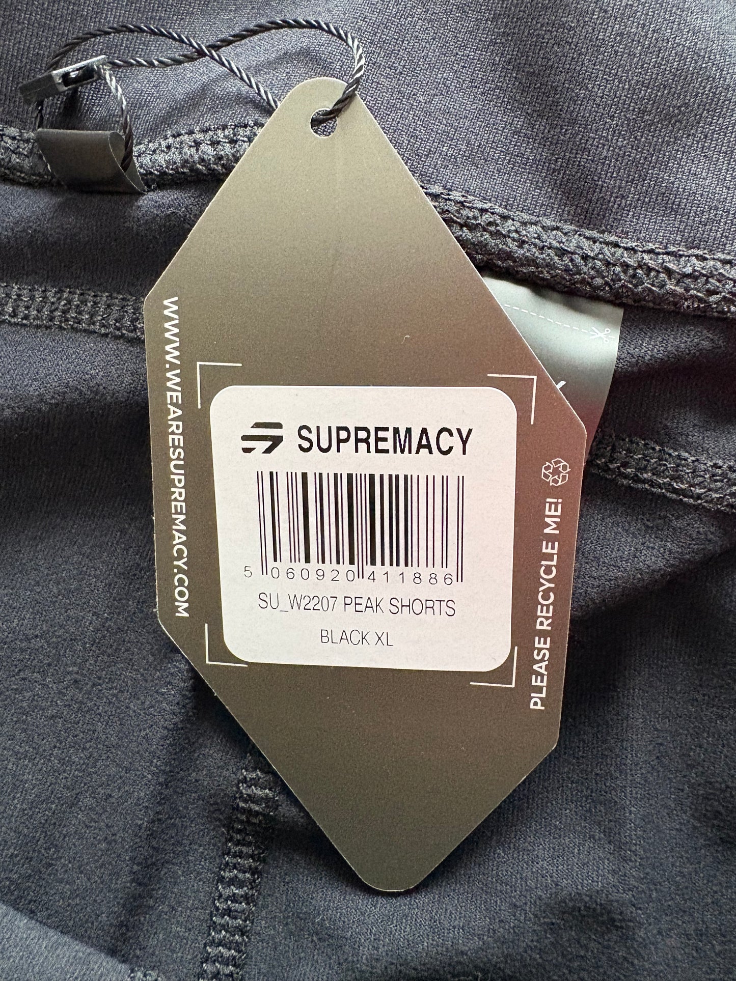Supremacy Peak Shorts Colour Black Size XL