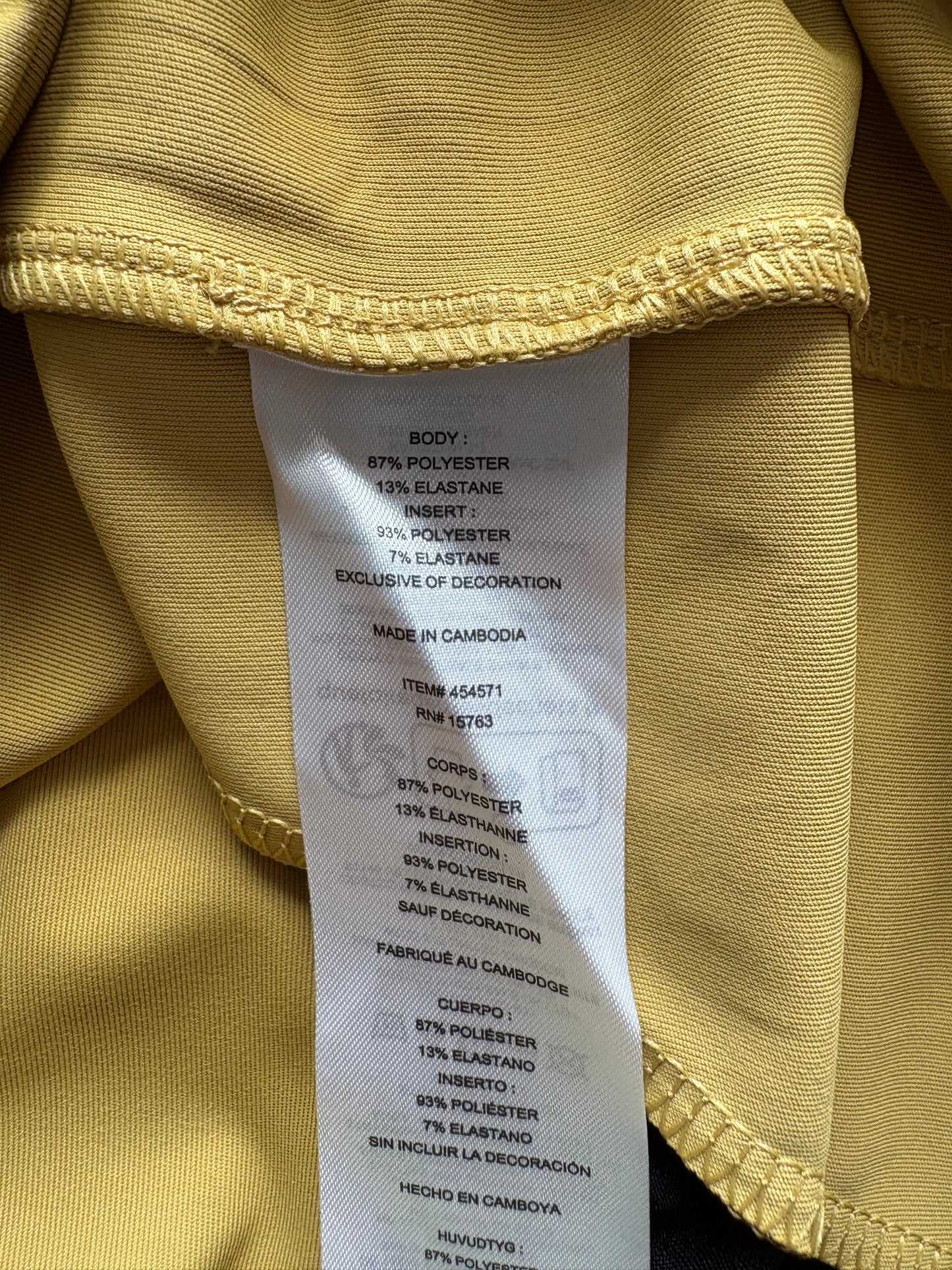 Champion Short Sleeve T-Shirt Colour Gold Chain Size M