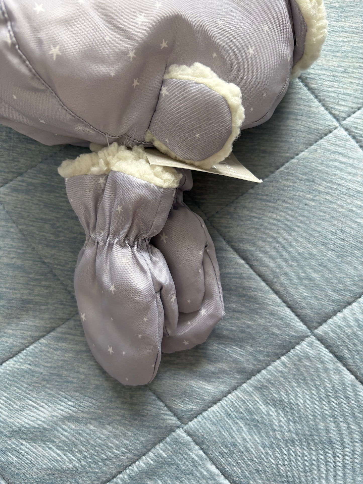 John Lewis Hat And Gloves set Colour Lilac/white Size 6-12 Months