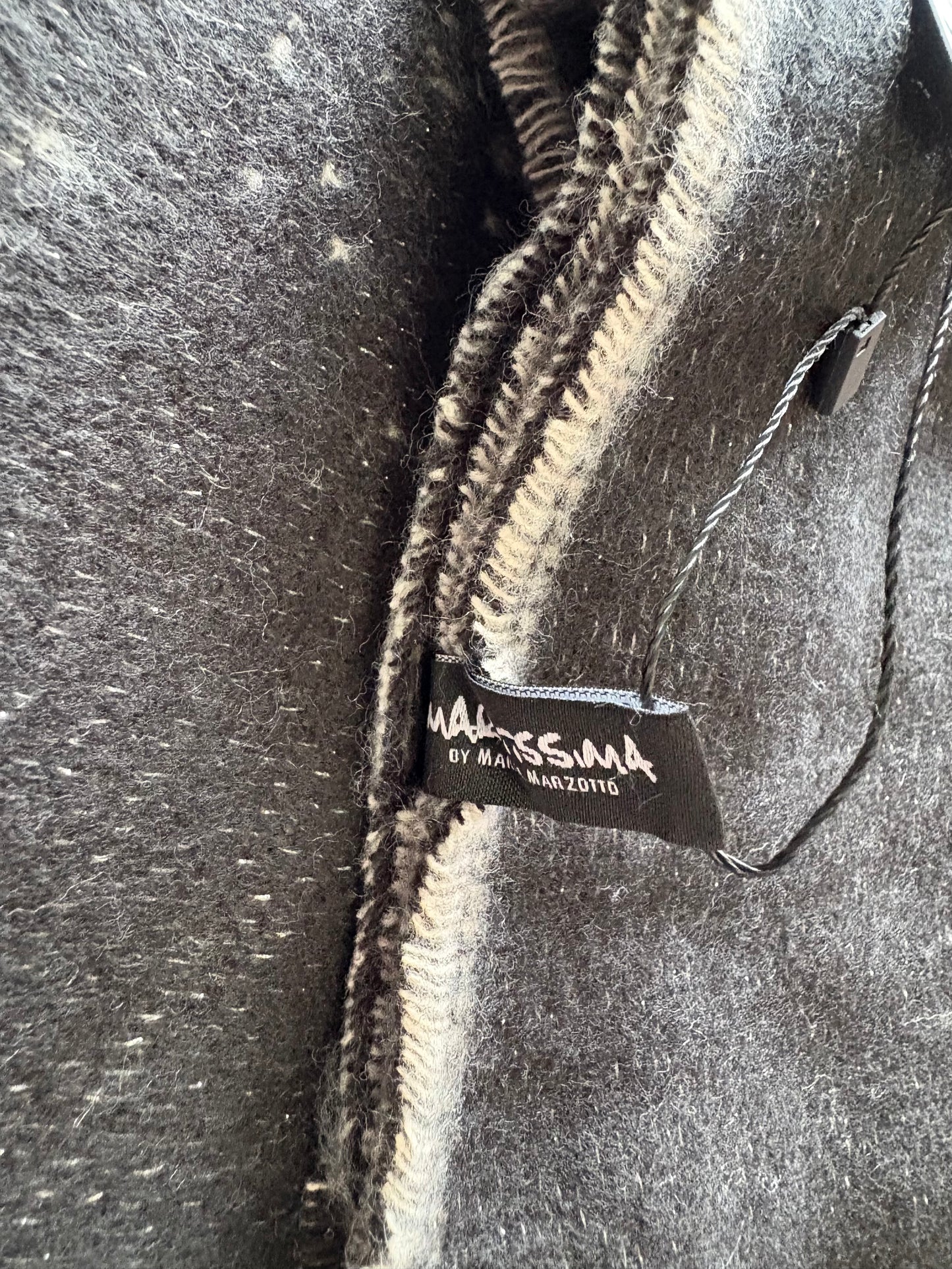 Martissima By Marta Marzotto Supersoft Scarf/Shawl Colour Black/Cream One Size
