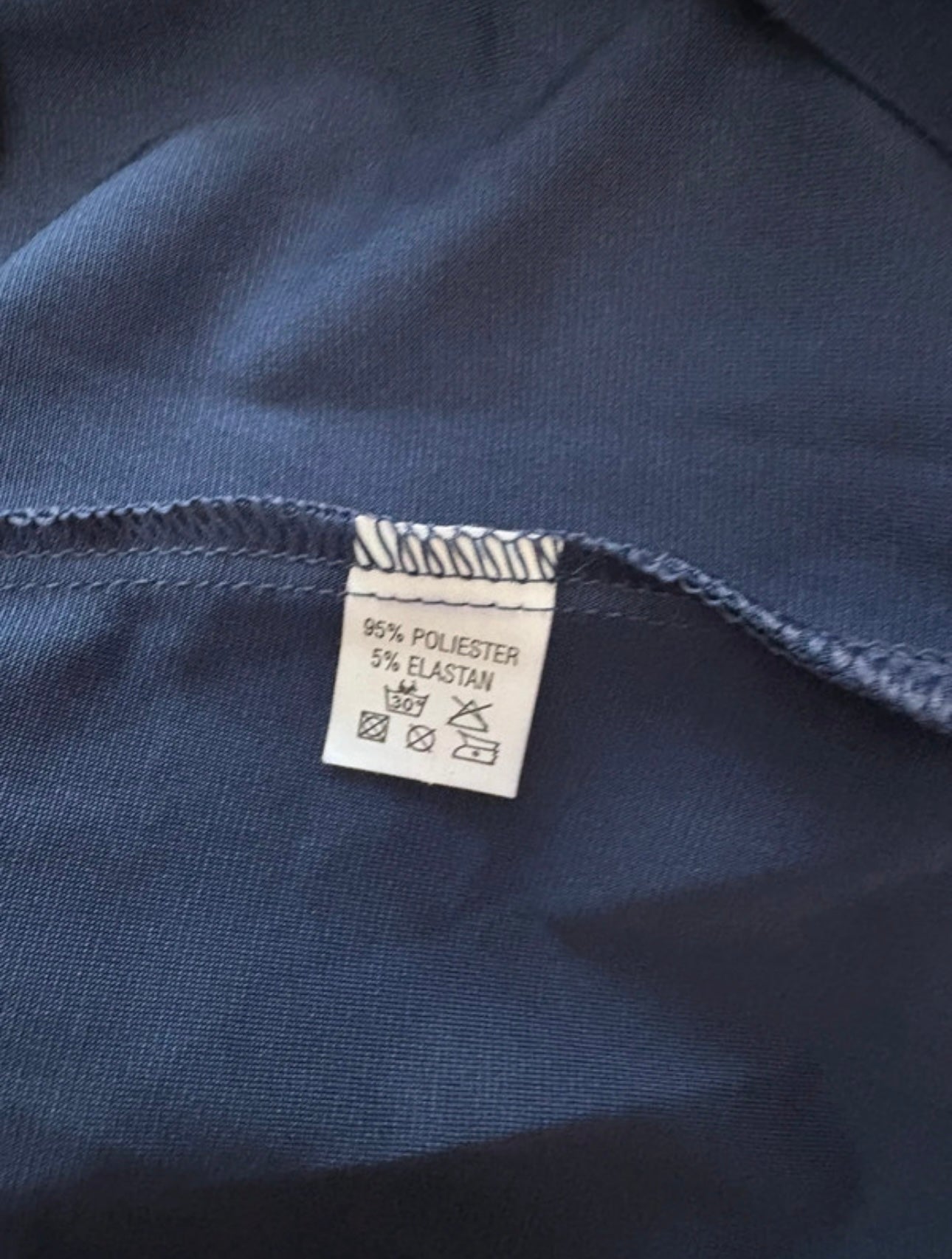 FM Collection long sleeve top Colour Navy Size M