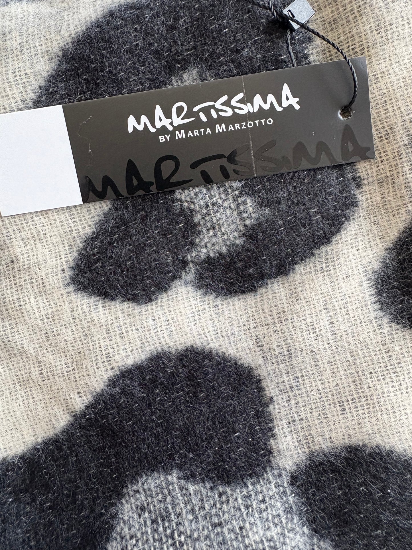 Martissima By Marta Marzotto Supersoft Scarf/Shawl Colour Black/Cream One Size