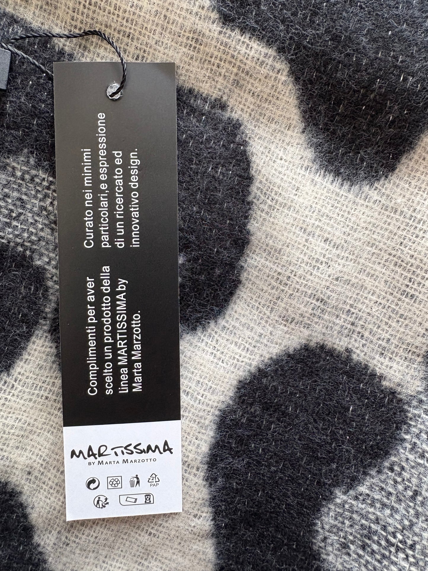 Martissima By Marta Marzotto Supersoft Scarf/Shawl Colour Black/Cream One Size
