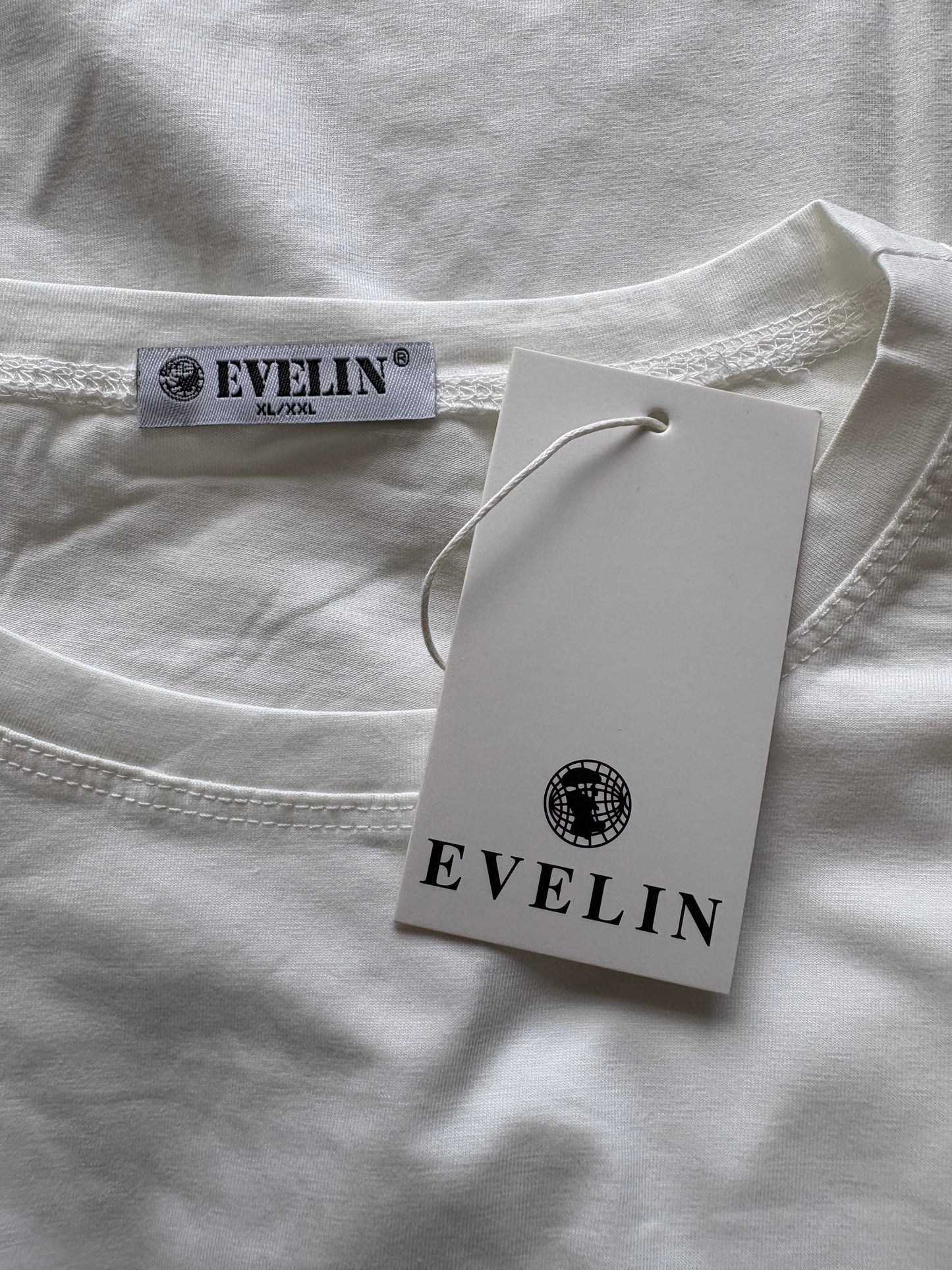 Evelin Broderie 'Love' Short Sleeve Top Colour White Size XL/XXL