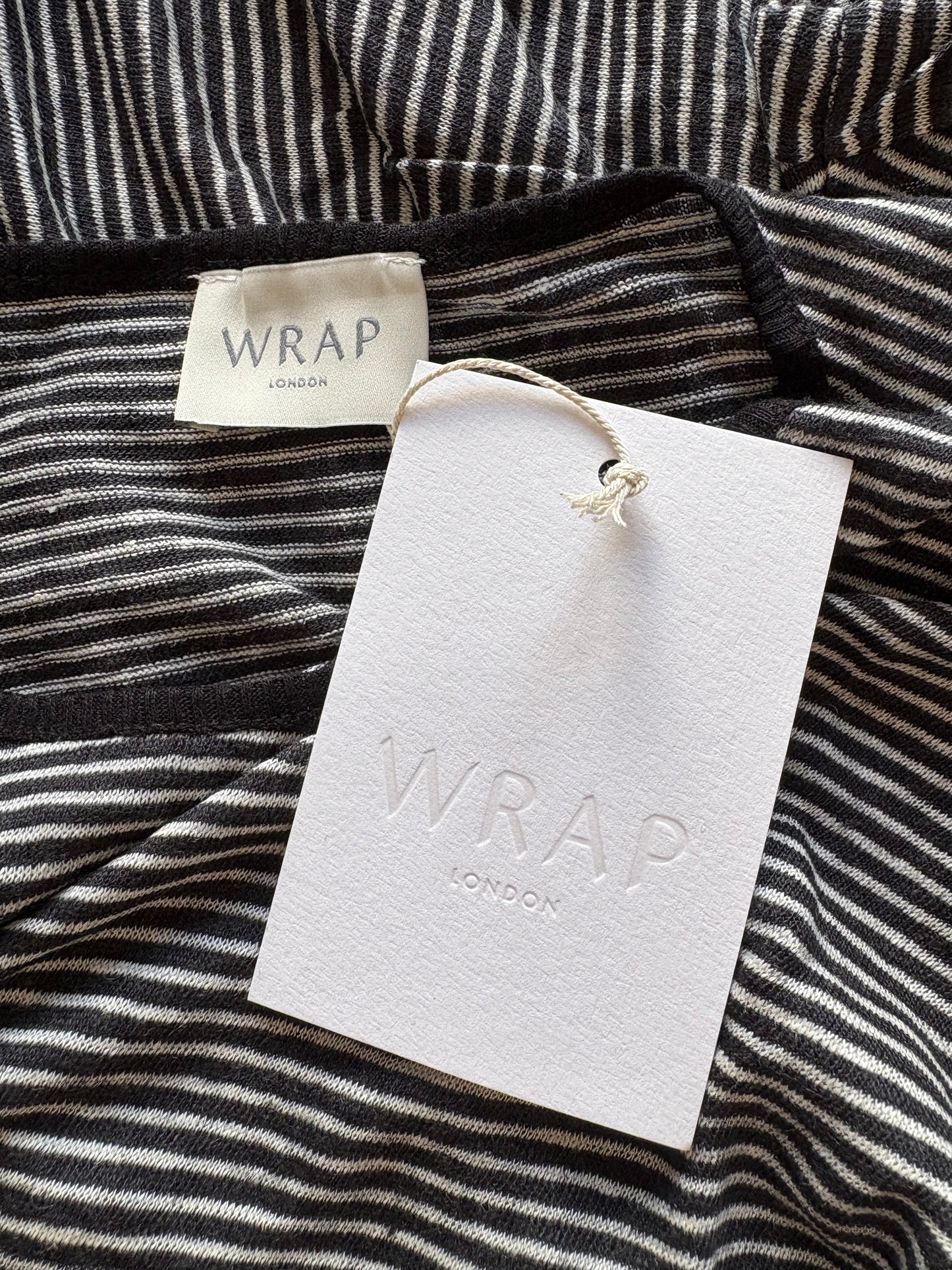 Wrap London Linen 3/4 Sleeve Top Colour Graphite Size 20