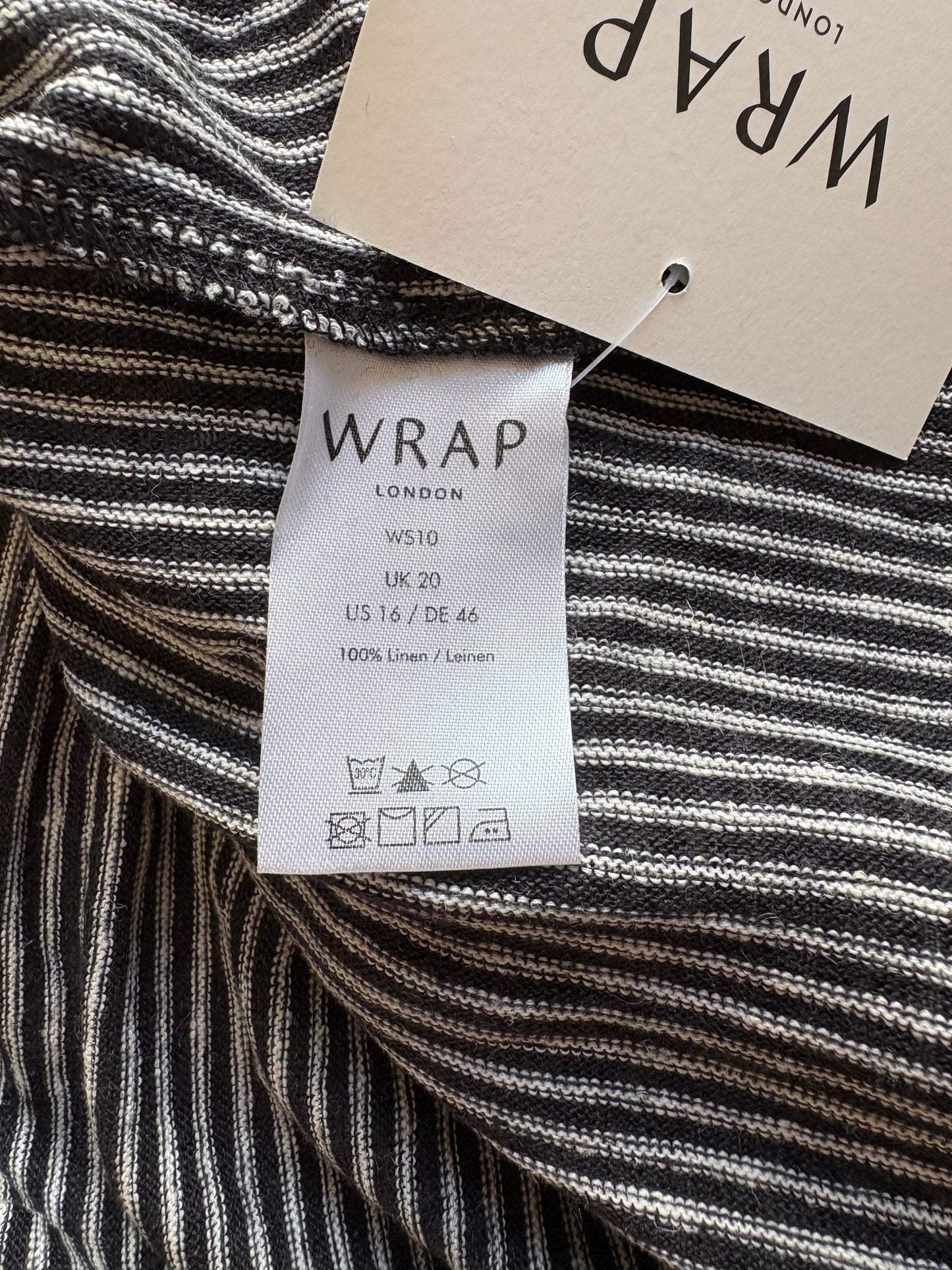 Wrap London Linen 3/4 Sleeve Top Colour Graphite Size 20