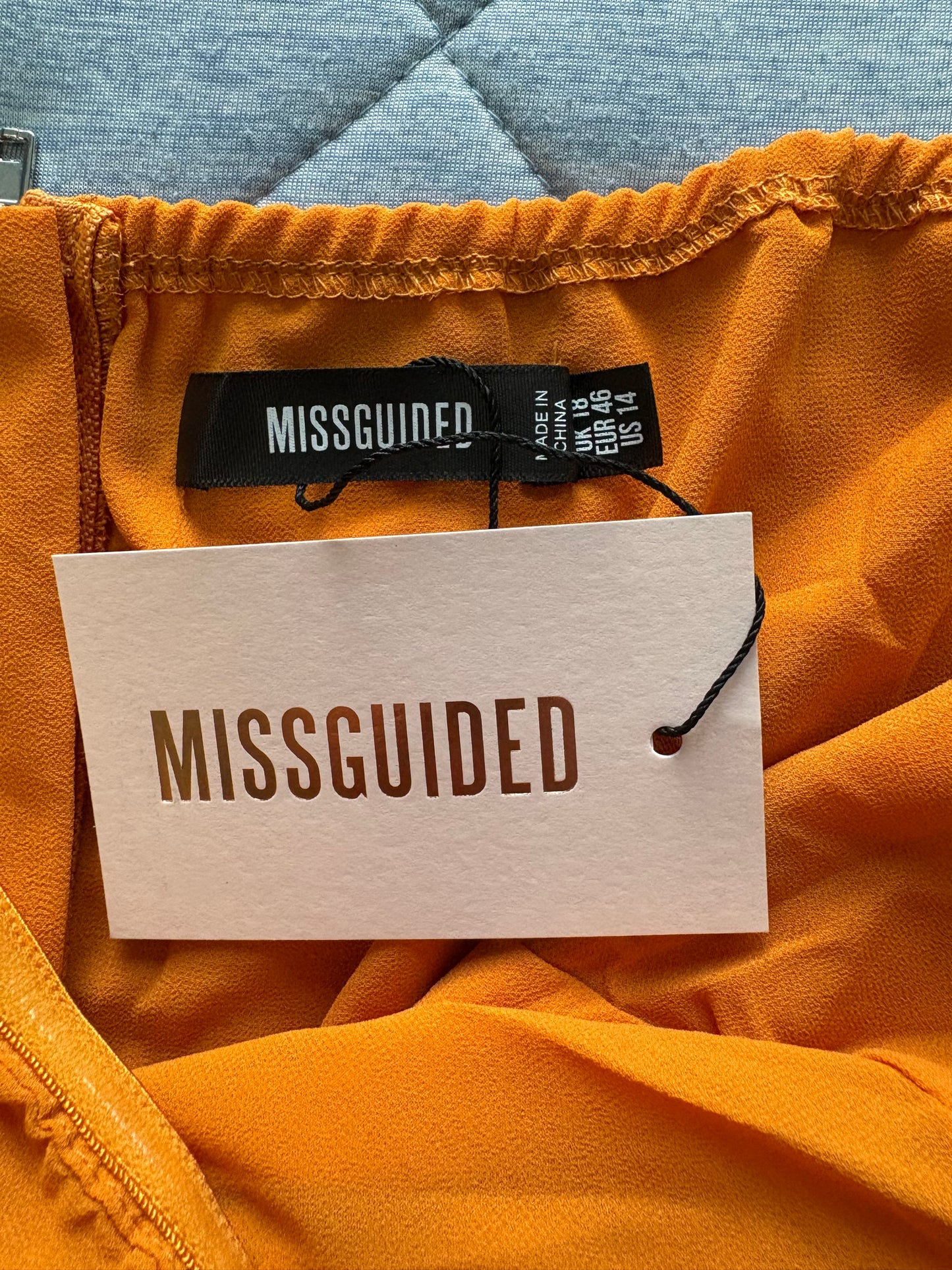 Missguided Bardot Short Sleeve Cropped Top Colour Tan Size 18