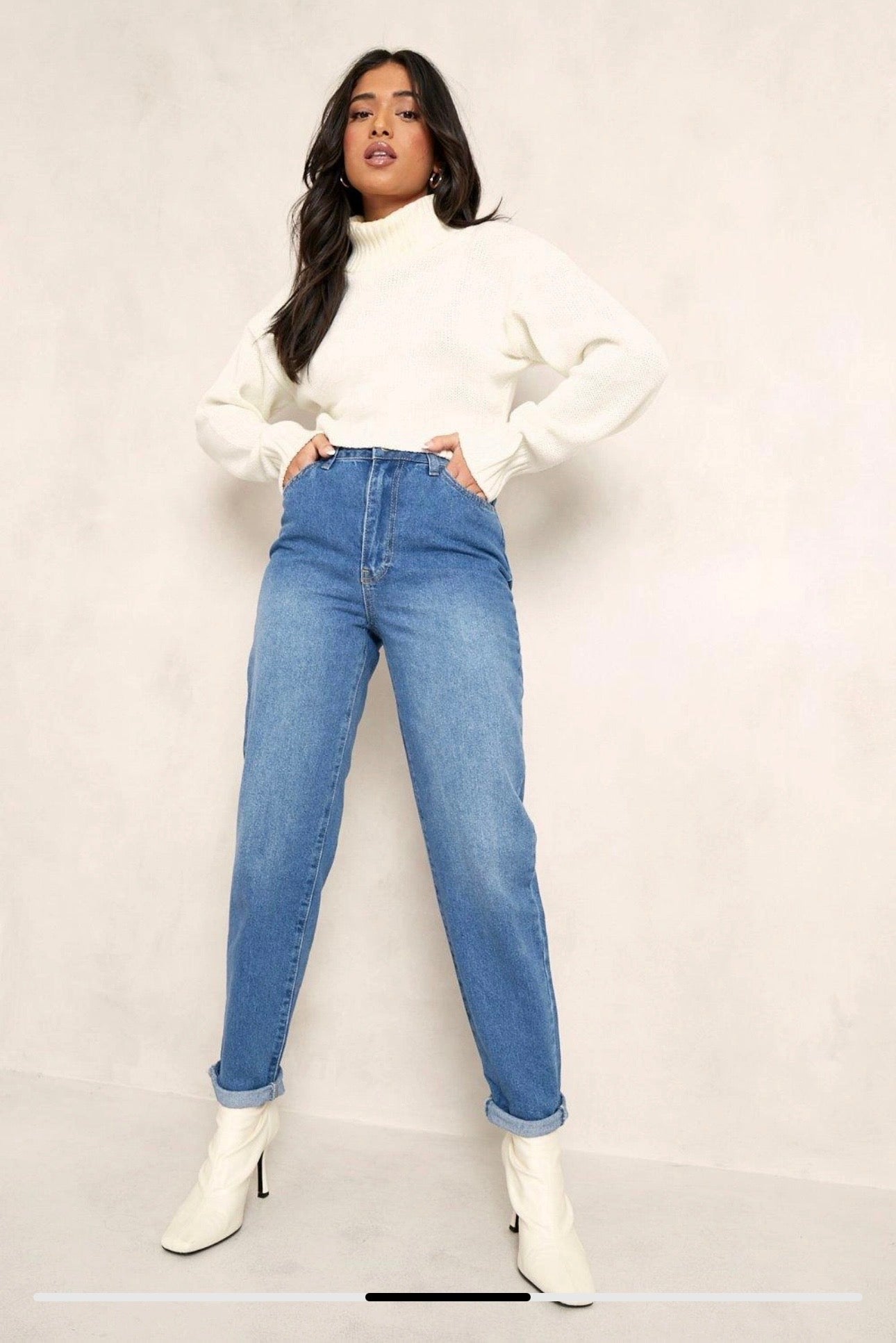 Boohoo High Waist Mom Jeans Colour Mid Blue Size 14