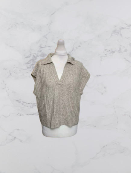 Mango Knitted polo-neck gilet Colour Beige Size S