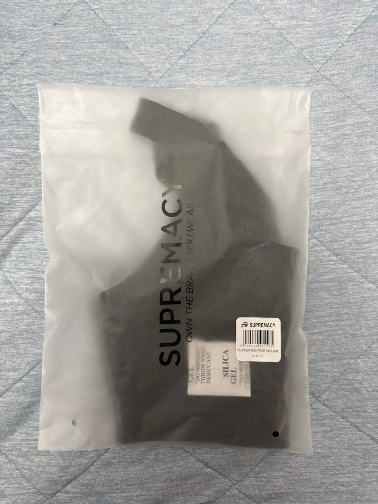 Supremacy Peak Twist Back Bra
Colour Black Size M