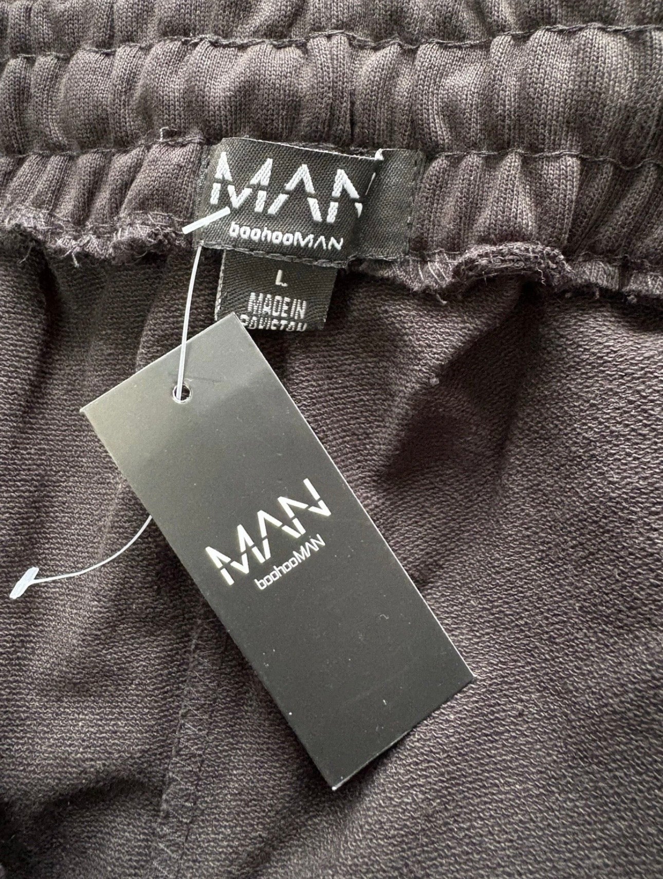 BoohooMan Relaxed Wide Fit Spray Wash Piping Joggers Colour Black/Yellow Size L
