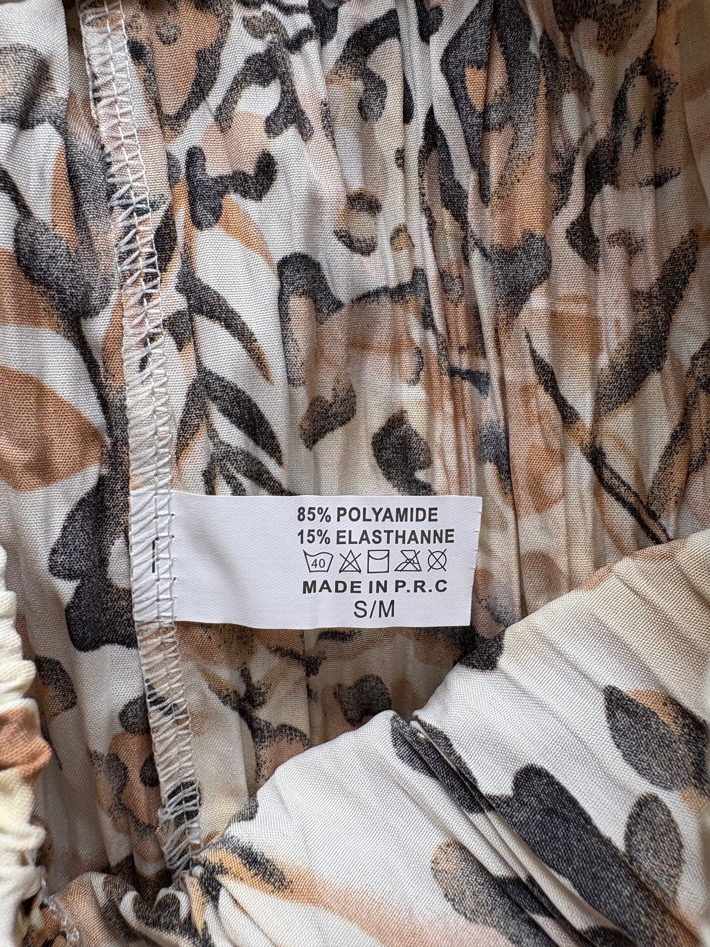 Fashion wide leg crinkle trousers Colour Cream/ brown Size S/M