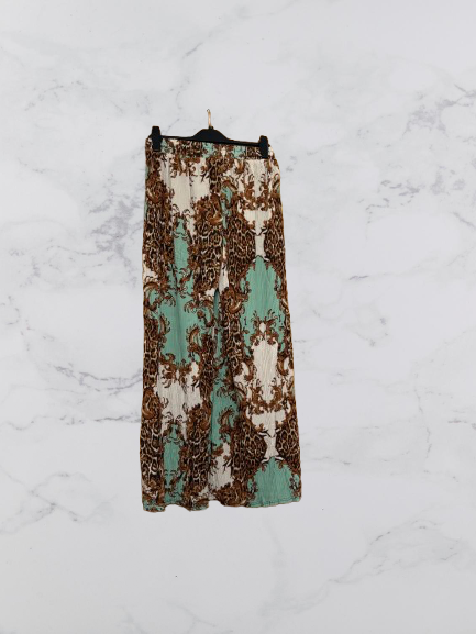 Fashion wide leg crinkle trousers Colour Green/ brown Size L/XL
