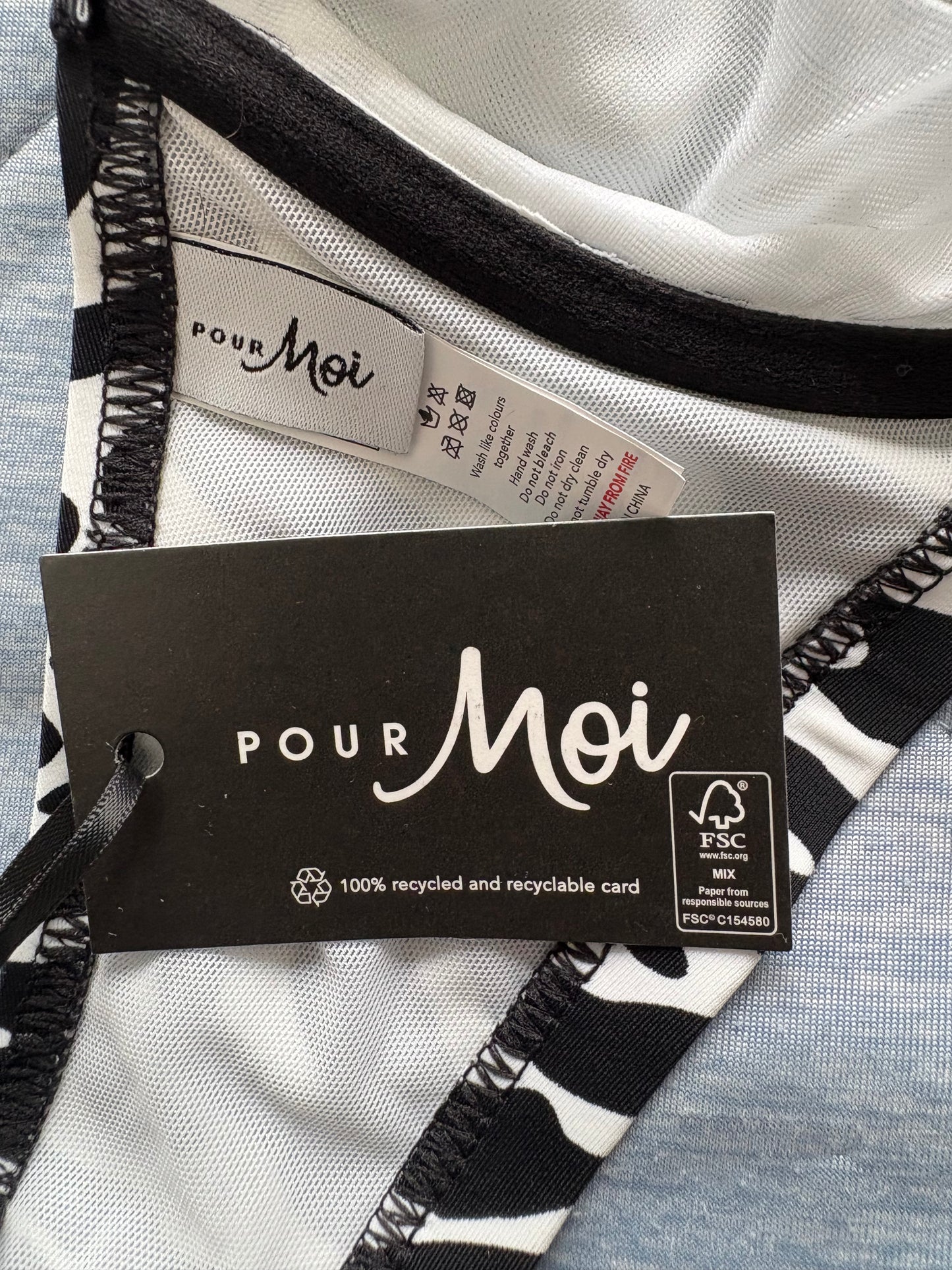 Pour Moi Glamazon Non Padded Underwired Top Colour Black/White Size 36F