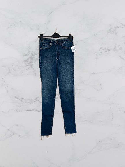 Free People We The Free 'Raw' high rise jeggings Colour Dark Denim Size 27 UK Size 6/8