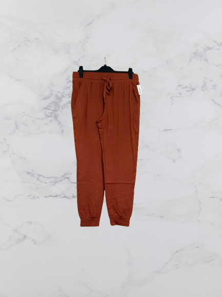 Amazon essentials Lightweight
Jogger Pants Colour Chestnut Size M (UK Size 14)