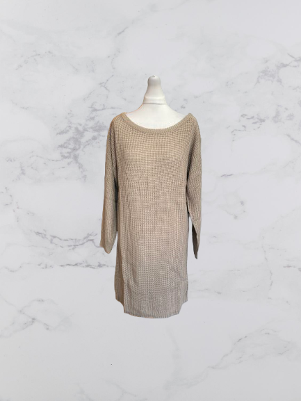 Missguided Off the Shoulder jumper dress Colour Taupe Size 10/12